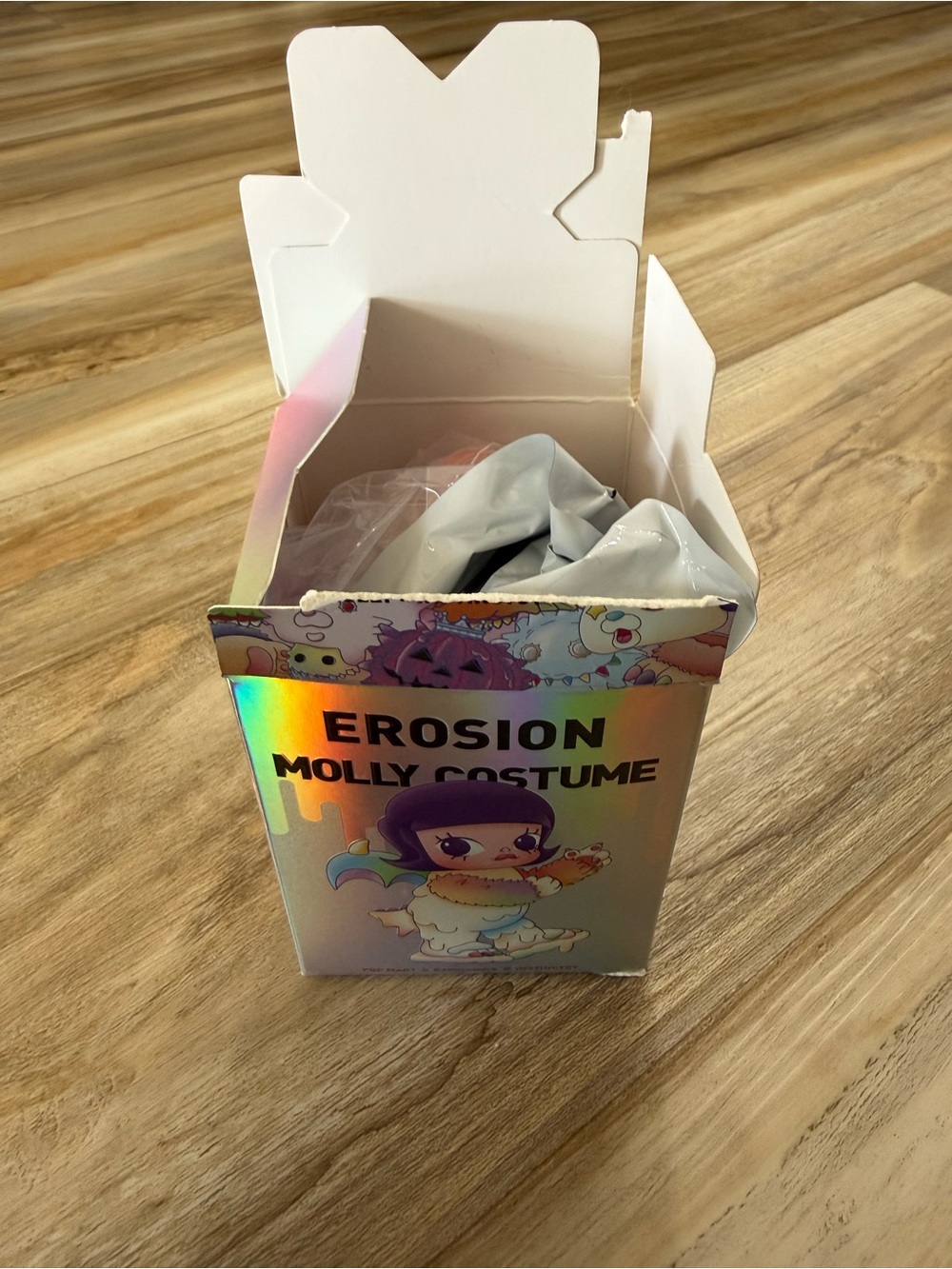 Erosion Molly Costume • MILLY MOLLY • Pop Mart - Picture 8 of 12